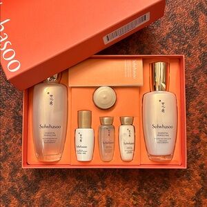 Sulwhasoo Essential Perfecting Daily Routine